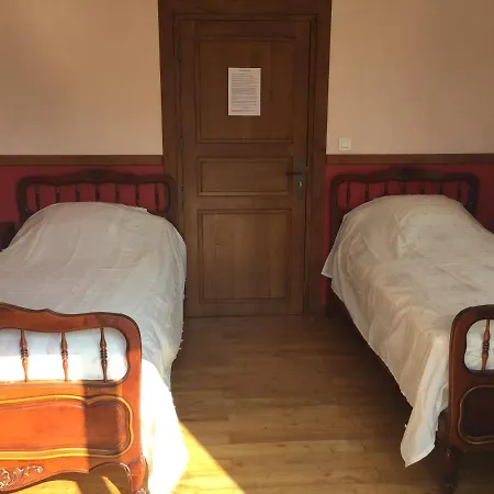 La Maison Aux Roses *