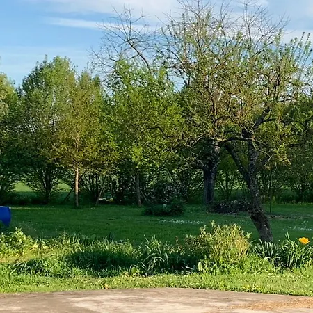 La Maison Aux Roses Vaux (Vienne)