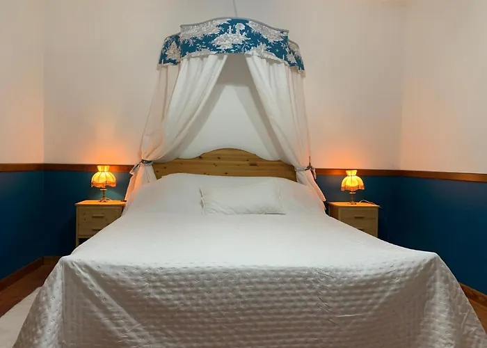 La Maison Aux Roses * Vaux